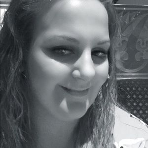 Meet your Posher, Rebekah